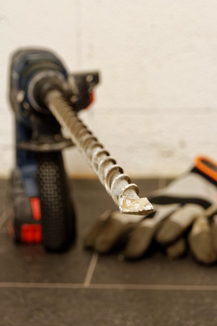 construction safety training PPE gloves eye protection tools
